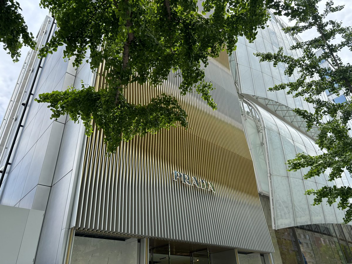コココ tweet media