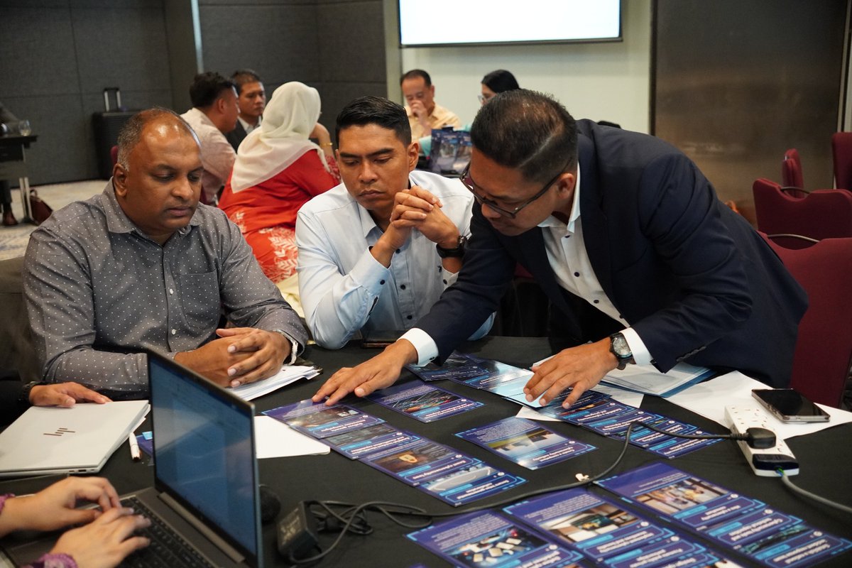 ITUAsiaPacific's tweet photo. From 16–17 April, ITU contributed to the UNIDIR–Malaysia Cybersecurity Training in Putrajaya 🇲🇾, supporting cyber capacity‑building, policy development, and exchanges on cyber resilience, emerging technologies, and AI governance.
#ITU #Cybersecurity #CapacityDevelopment https://t.co/dGlagvwNud