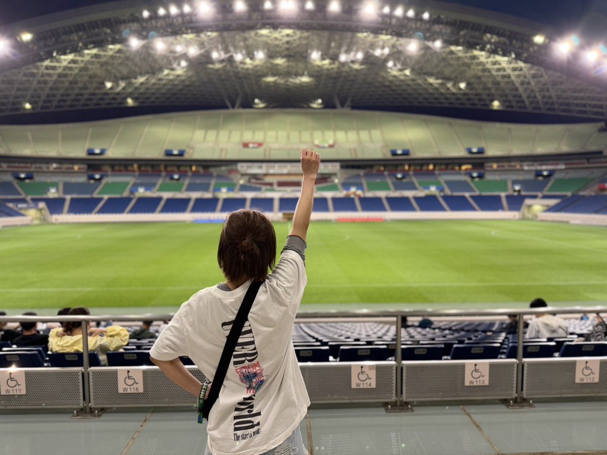 a_y_beaver's tweet photo. ビバラ最高でしたー♥️
最高すぎたー♥️
地面揺れまくり🫨
かっちゃん可愛かったです🫶
#VIVALAROCK2026
#UVERworld https://t.co/9uNbnecUpe