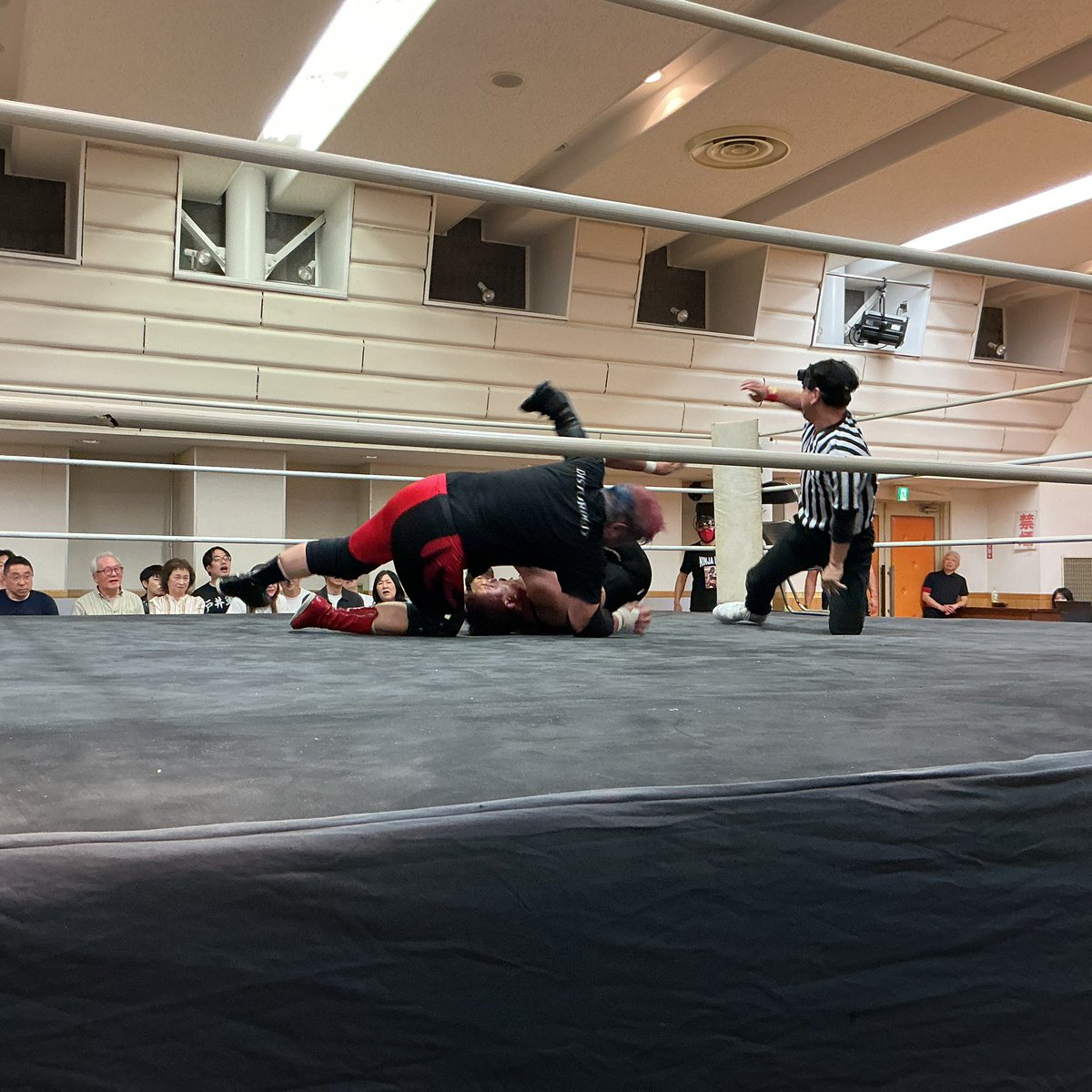 スライダー兄さん　(大沢正俊) tweet media