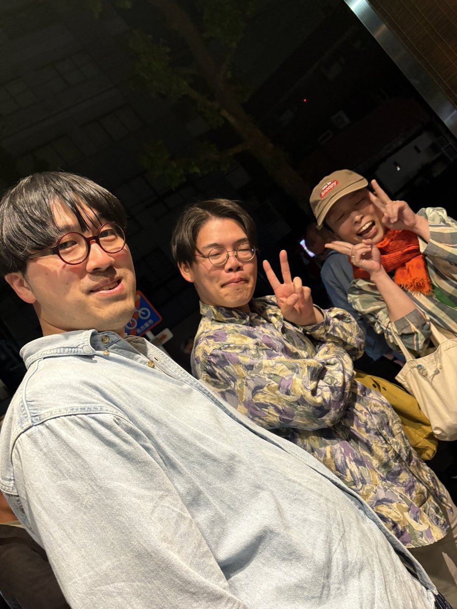 きつねのトンプソン tweet media
