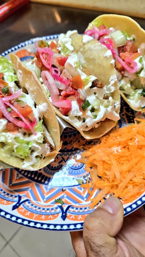OralePanama's tweet photo. Pueeertaaa!!
Los Lunes te damos 3x2 
en platos personales, compras dos y te regalamos el tercero !!
Promocion solo en restaurante.
WhatsApp 6556-8852 
Somos a toda madre!! https://t.co/qado9WEAmB