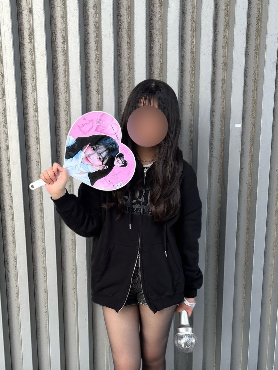 onlys2nyan's tweet photo. ㅅㄹㅎ,,,
#aespa #에스파 #karina #카리나 #유지민 #마이맞팔 #마이트친소 #마이_트친소 #myと繋がりたい #엔진맞팔 #트메맞팔 https://t.co/8ZImSwL365