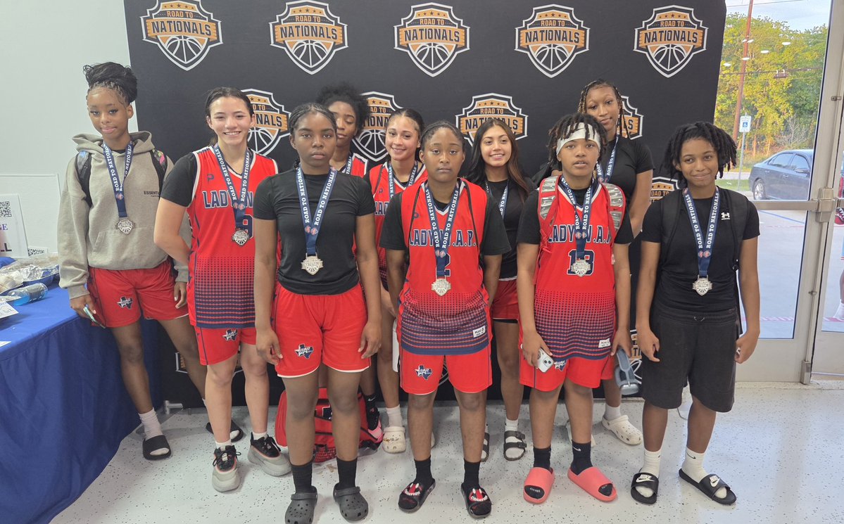 WAR Athletics Girls and Boys Basketball tweet media