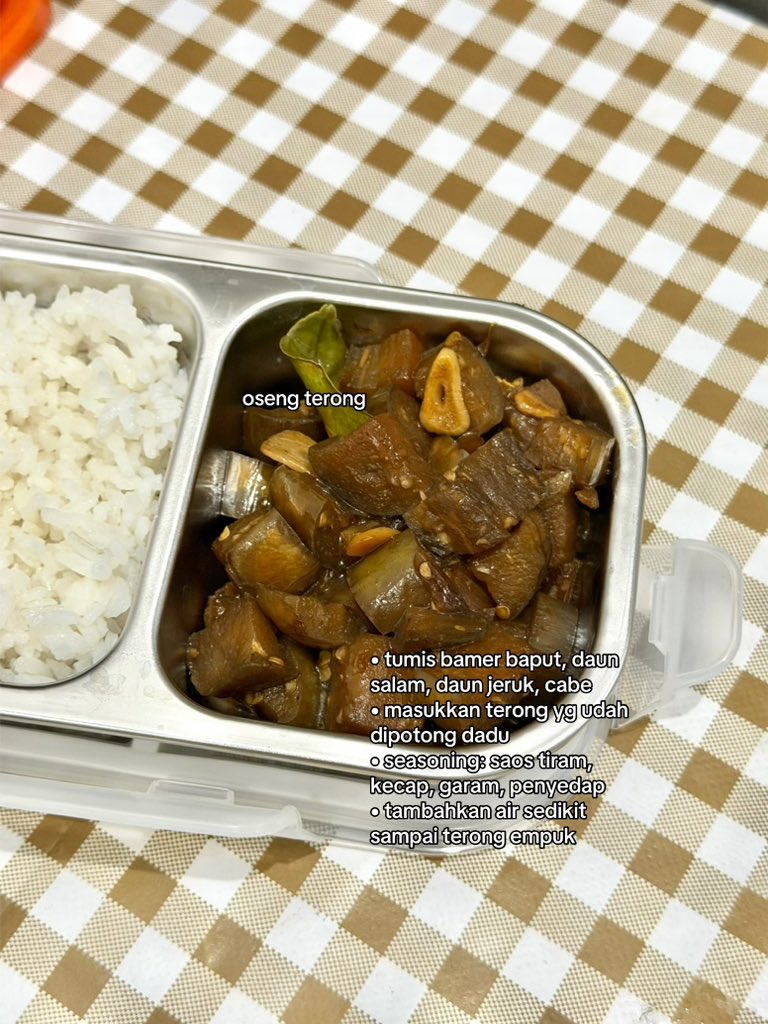 nomnommjournal's tweet photo. hari ini aku makan:
🥪 roti panggang mentega cokelat
🍆 oseng terong, baso goreng
🍛 japanese kari ayam
—
#wieiad #menuharian #inspirasimasakan #menurumahan #idemasak https://t.co/Ha8d7u9rBZ