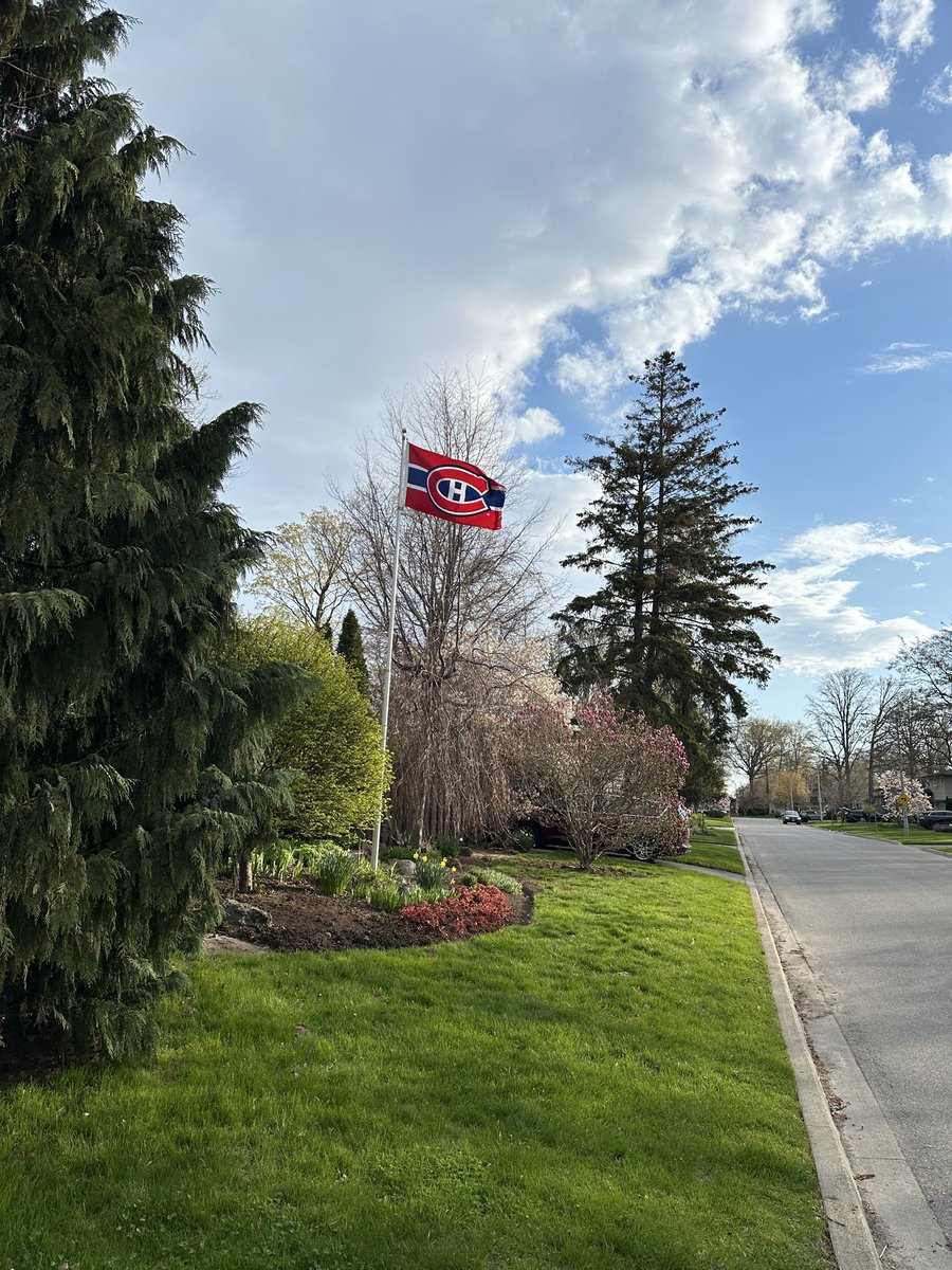 TheRealJabone's tweet image. What a beautiful morning 
🔵⚪️🔴GOHABSGO🔵⚪️🔴

@CanadiensMTL 
@TSN690 
@cityburlington 

#gohabsgo #montrealcanadiens #BurlON