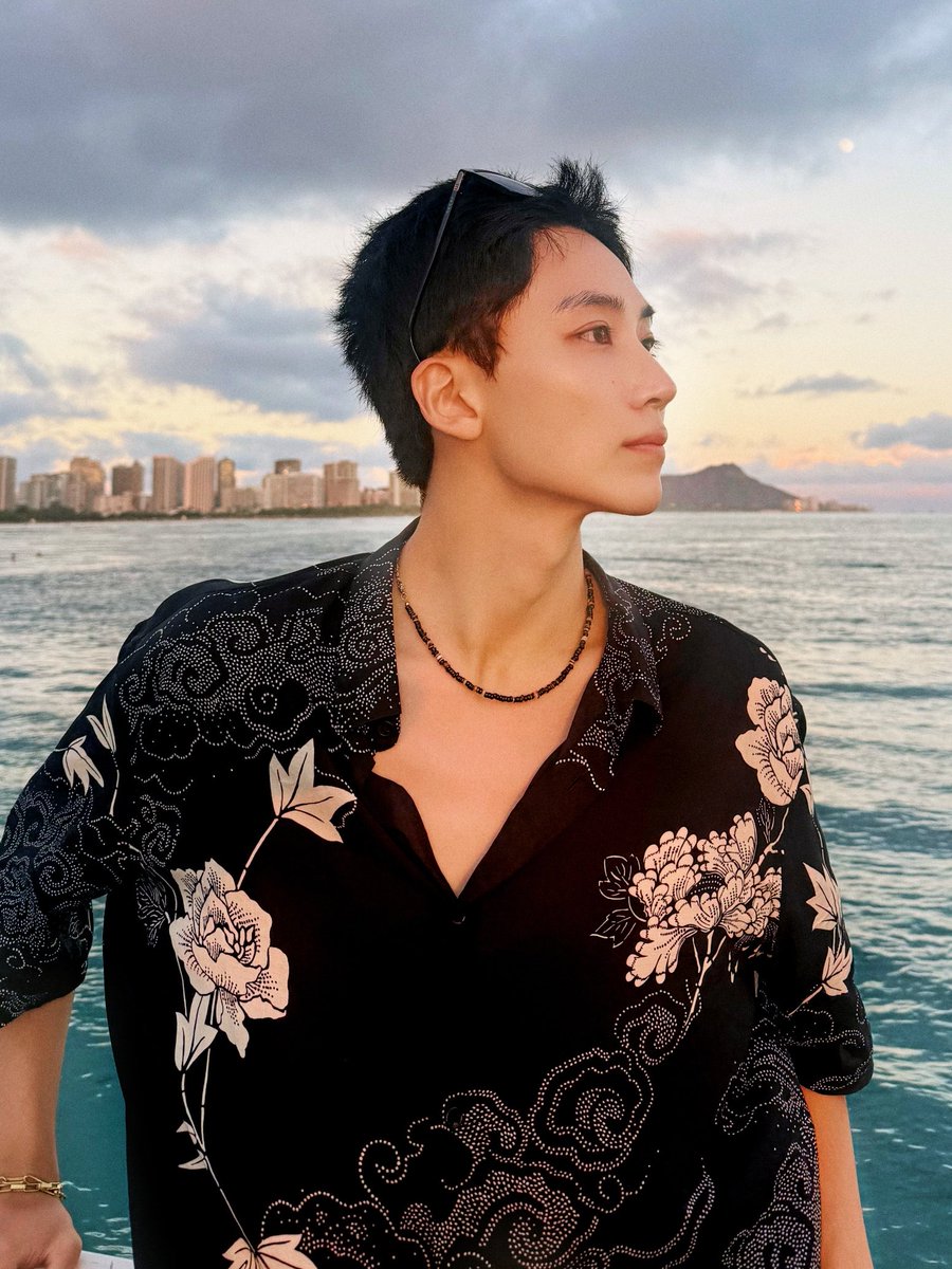 xueishaoo's tweet photo. SINCE JEONGHAN WILL BE BACK NEXT MONTH (06/25), THIS MIGHT BE THE LAST HANIWAJJONG WE’LL GET! or we might get the last last haniwajjong on 06/04🥹🫂

52 DAYS UNTIL YOON JEONGHAN COMES BACK! LETS FREAKING GOOOOO AAAA! https://t.co/uad1Vehh6s