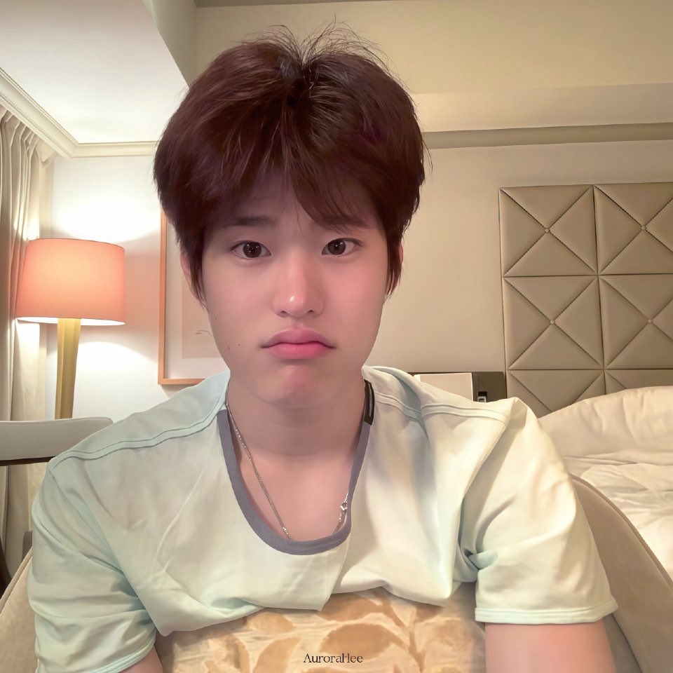เค้าง่วงนิ ☹️