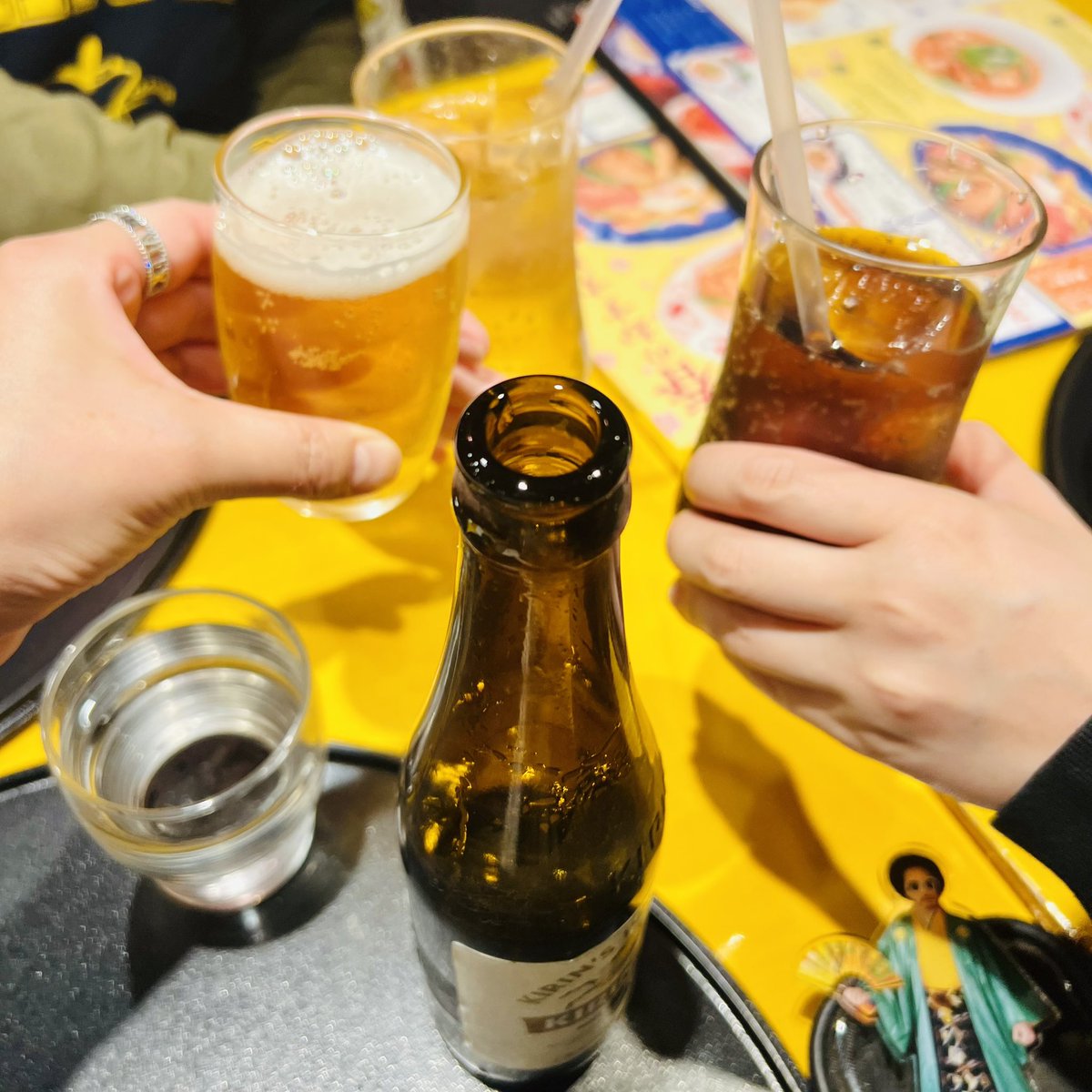 まきろん tweet media