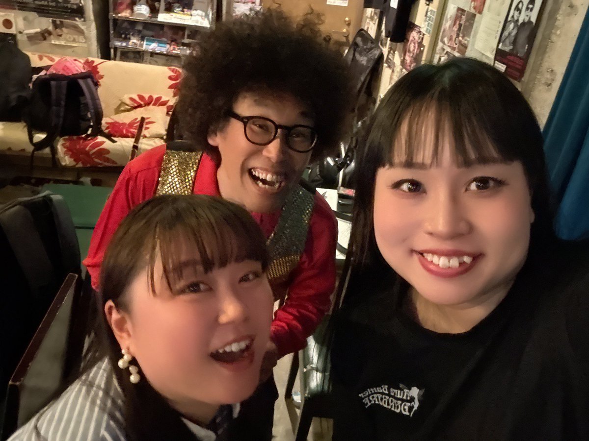 naive_kazama's tweet photo. 仲乃のこと風間春菜の晴れてもいいよ
ありがとうございました✨❤️‍🔥

今回はスペシャルゲスト🐟
さかなヤングさんが！！！！

ヤングさんとのこちゃんとコメントにめちゃくちゃ強くつっこんでますが楽しすぎた🤣🤣🤣笑

ヤングさんもキレッキレで
のこちゃんもマジで面白かった🤣🤣

のこちゃんが最高のプレゼントくれたんだけど放送事故になりかけたので
こちらも観てください🤣ごめんね🤣

本当にありがとう〜❤️

https://t.co/lx9XCvYSvU