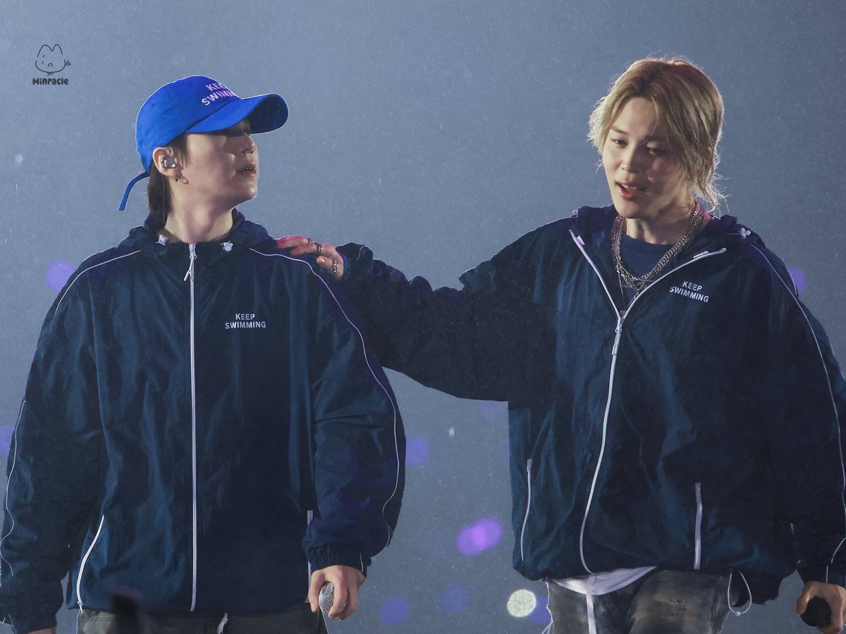 minracle_93's tweet image. 260409 Arirang Tour in Goyang D1

Yoonmin🐱🐣

#SUGA #슈가 #AgustD #민윤기 
#지민 #Jimin #박지민
#방탄소년단 #BTS 
#BTS_WORLDTOUR_ARIRANG
#BTS_WORLDTOUR_ARIRANG_GOYANG