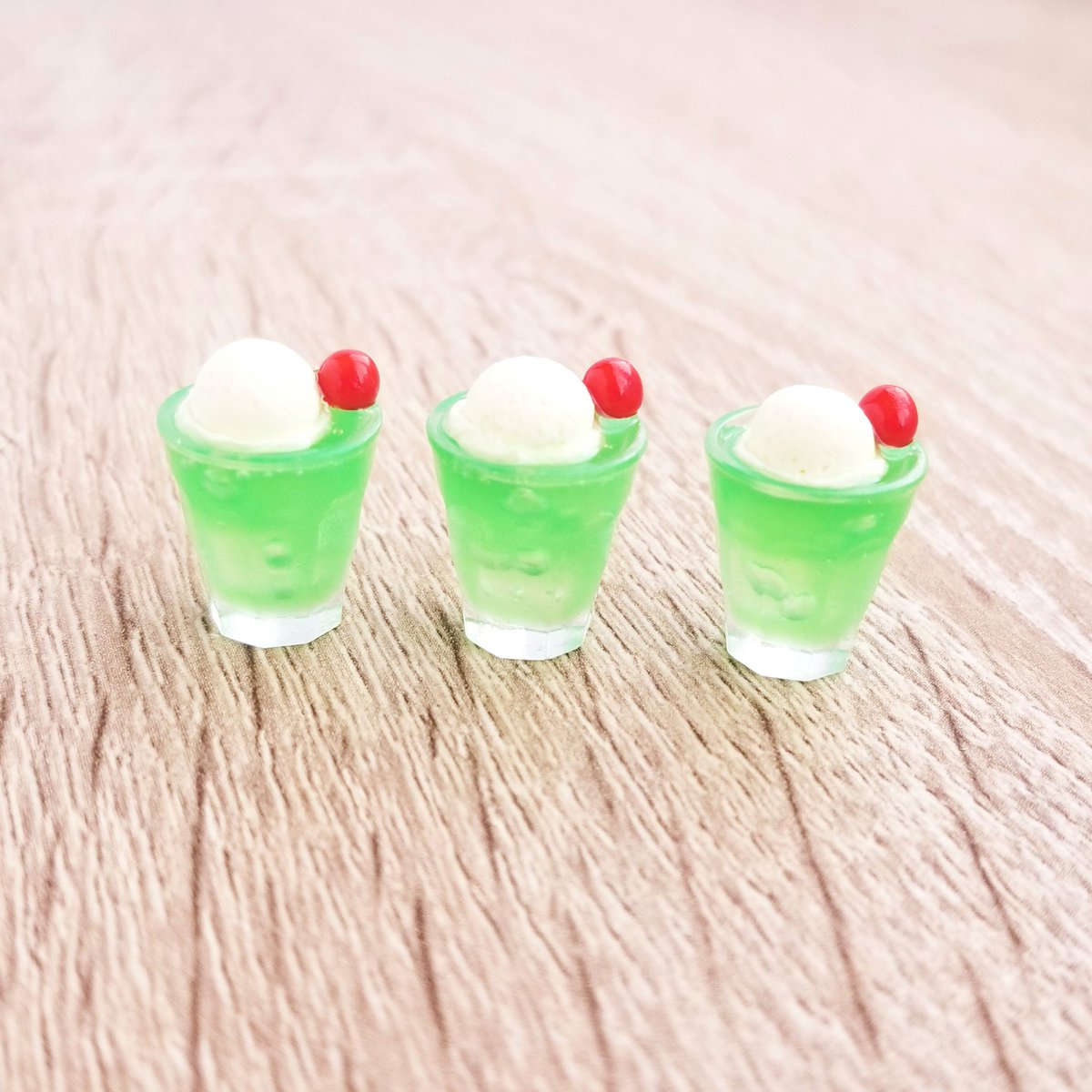 デビルズケーキ🍒5/23,24デザフェス【E-43】西館1F tweet media