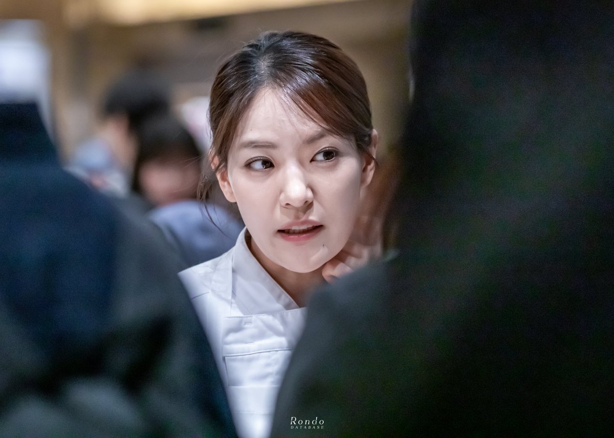 론도 tweet media