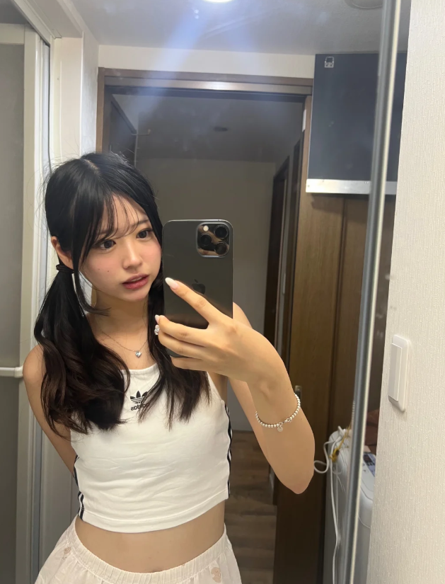 tugba_vural's tweet photo. なんか最近太っちゃったかも😅 https://t.co/2ppUulVssH