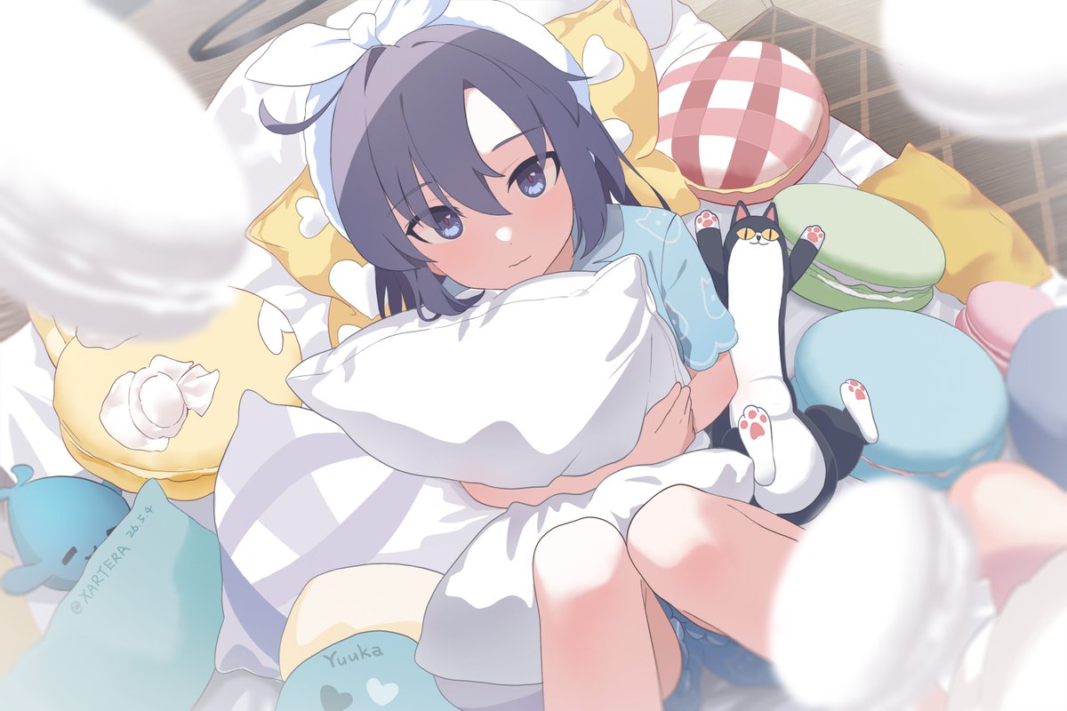 XARTERAX's tweet photo. ユウカちゃんを描いたよ| XARTERA #pixiv https://t.co/kZslHFRnnr https://t.co/vSsbt75B7r