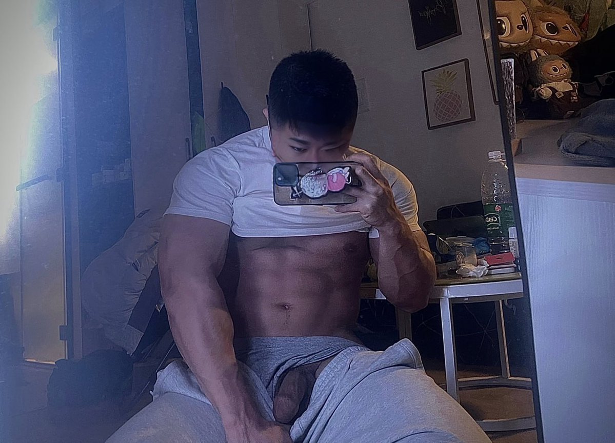 Floy 君主“1S” tweet media
