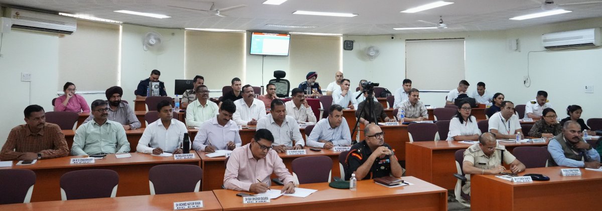 AcademyNdrf's tweet photo. Capacity building in action: NDRF Academy begins a 3day Disaster Management Workshop at Nagpur for officers from multiple organisations(India). Inaugural by Brig R. Sathya Narayanan,Director; expert inputs from Sh Gurminder Singh, Dr R.K. Jenamani (IMD) &amp; Dr Gagandeep Singh NIDM https://t.co/JbArWo4fjq