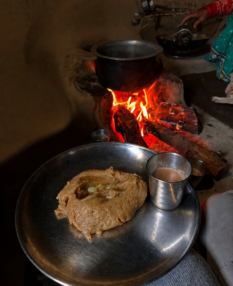 alokntyl's tweet image. कुछ मीठा हो जाए 😋😋😋😋

Pahadon Vali Evening ❤️❤️❤️ #Uttarakhand
