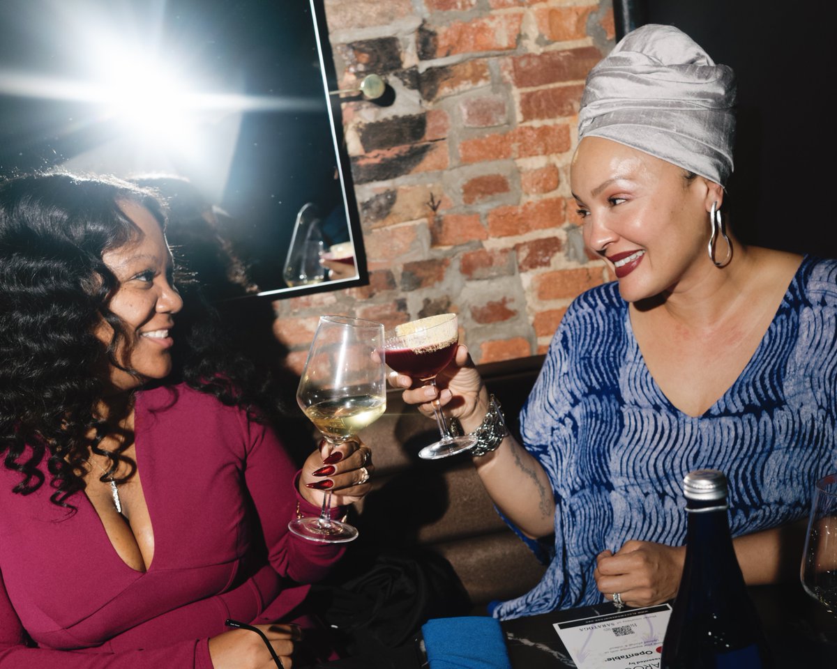DineDiaspora's tweet photo. After a full day of insight and learning, we gathered around some of DC’s most delicious restaurants for our Dine Around experience. Presented in partnership with @OpenTable, it was a chance to relax, laugh, break bread, and build community in a more intimate way. 🥂 https://t.co/0g7TiQVrGK