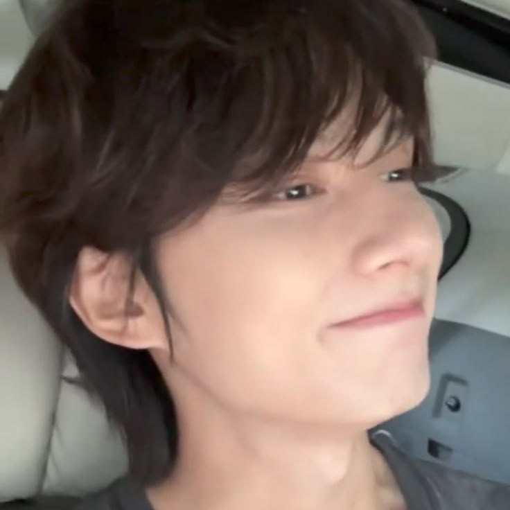 Wen Junhui is the most beautiful man in the world? tweet media