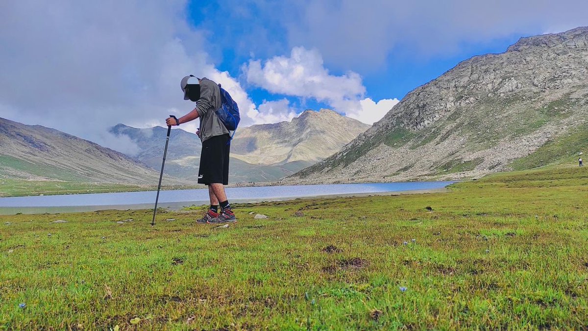 zaidcasm's tweet image. Geographical luck might be the most underrated privilege #Kashmir
