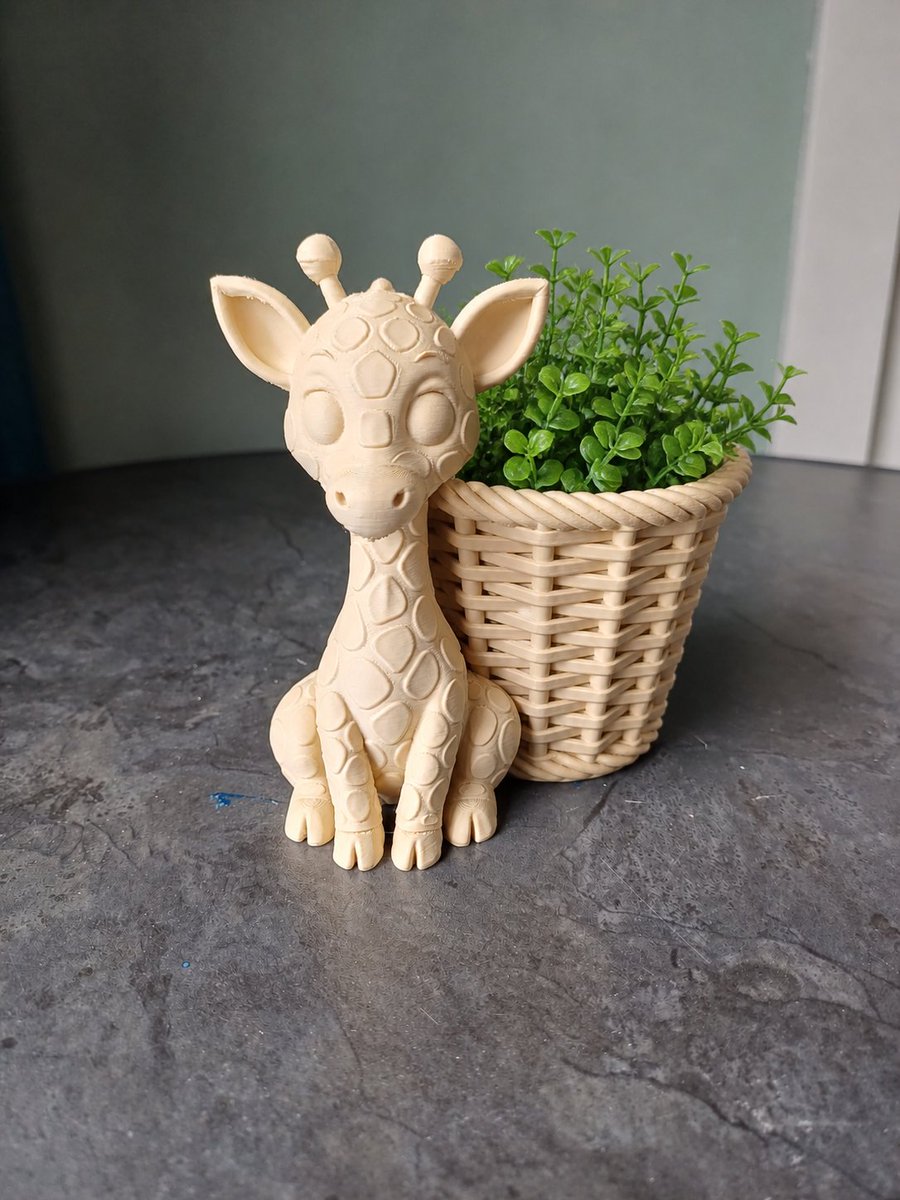 koffiekoek83's tweet image. I received a request to make this, and it turned out even nicer than I thought.

makerworld.com/nl/@3DGEPRINTN…

#makerworld #3mf #stl #giraffe #planter #3dprint #3dprinted #3dprinting #cute