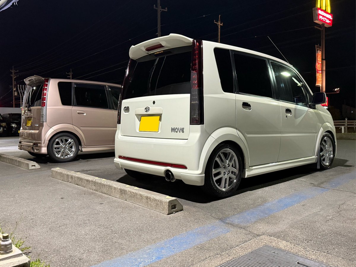 Dsport880's tweet photo. ダマコさんと一緒に洗車して今日は〆 https://t.co/ZPp9Uk7Sd3