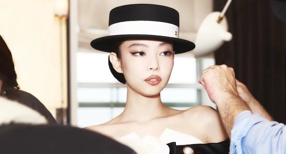 JENNIE KIM BRASIL tweet media