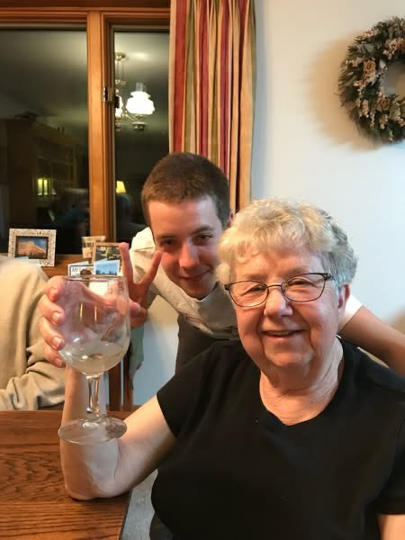 Mikehomeseller's tweet image. Happy 86th Birthday to my wonderful Mom Sandra Kelly!

#mom #HappyBirthday