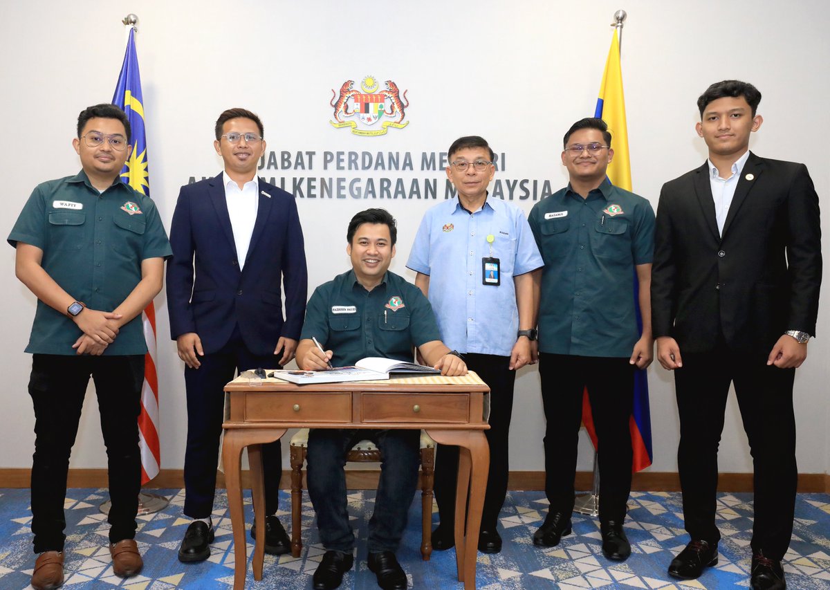 Akademi Kenegaraan Malaysia tweet media