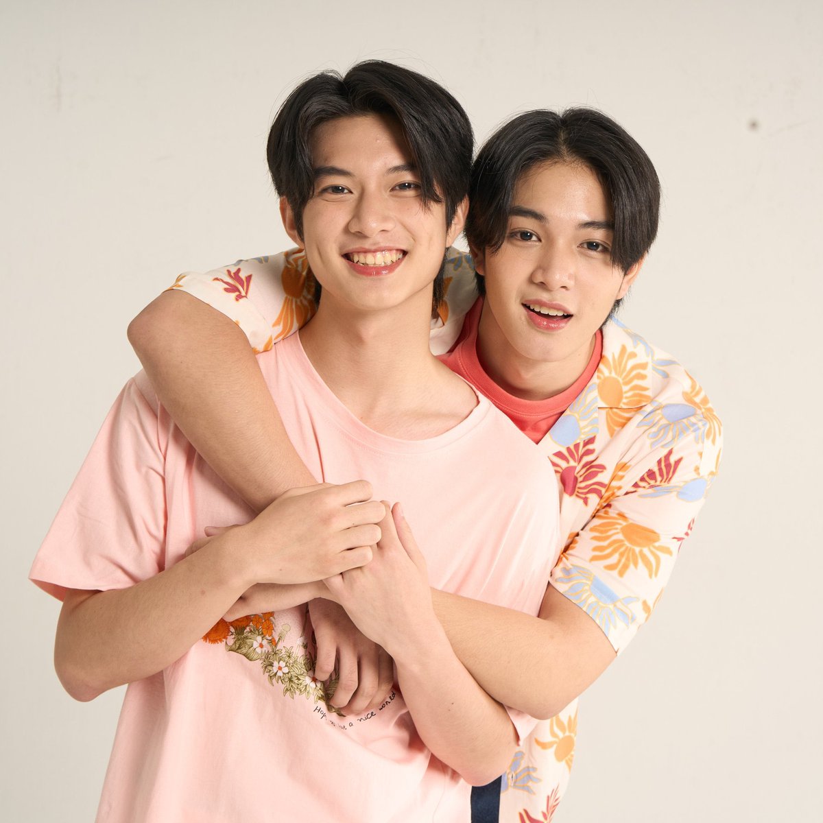 AstonOfficialTH's tweet photo. No caption needed.💓

#KimMon1stAnniversary
#Aston_lv
#ChokunAston https://t.co/LllGugKsG9