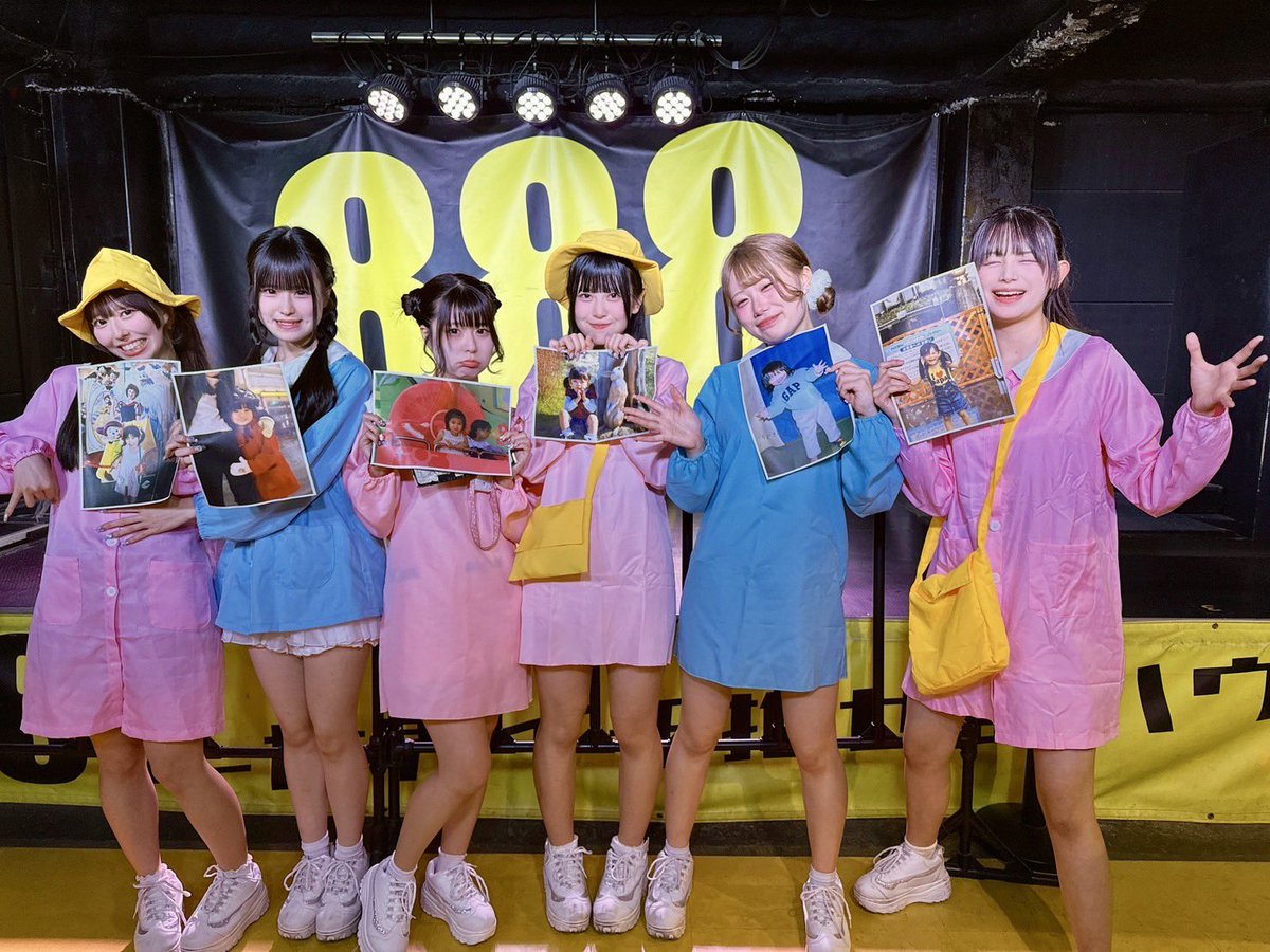 定期公演ありがとうございました❕ 昔の自分と同じポーズしたよ🥺🫶🏻