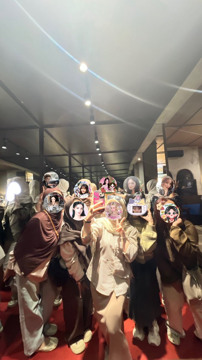 ⋆⑅ ꒰ 𝖾𝗏𝖾 ꒱ order by WA tweet media
