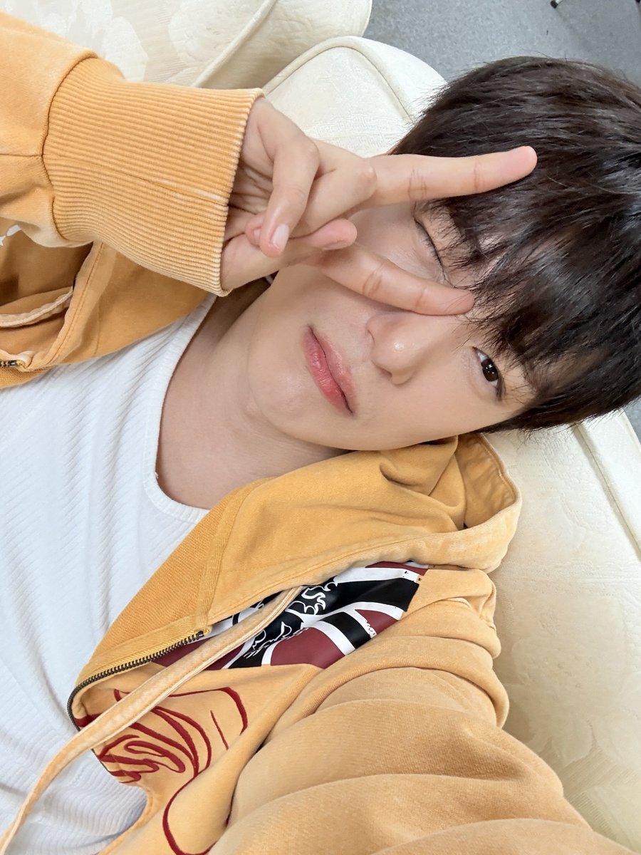 핑쿠🐶✌🏻                              노랑🐶✌🏻