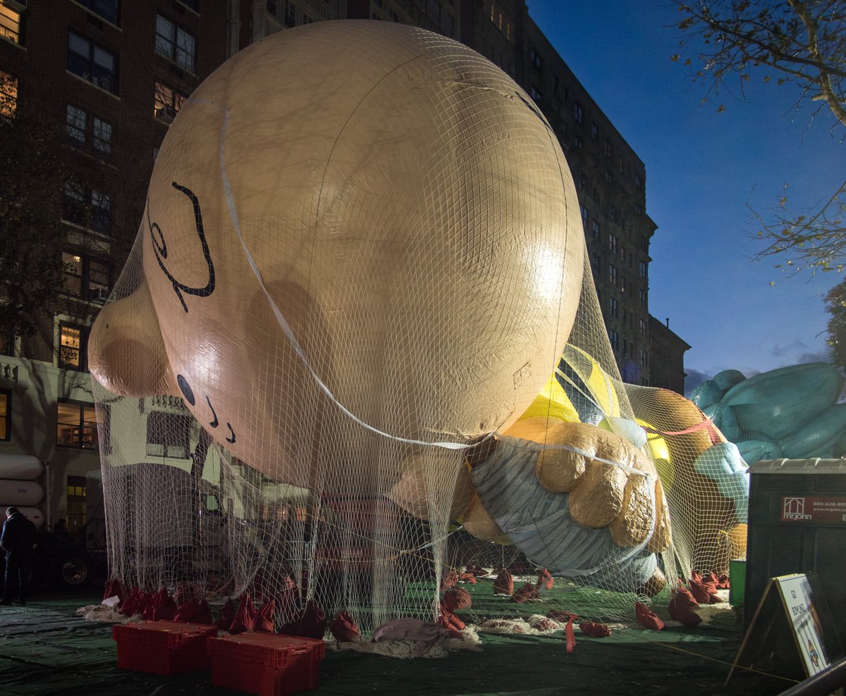 Stylists are working around the clock to inflate Lauren Sanchez Bezos in time for tonight's Met Gala