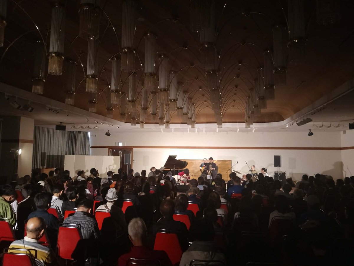 ogipi's tweet photo. 高槻JAZZ2026
荻野やすよしGroup音人旅
全て年内リリース目指すニューアルバムから。
お越しくださって本当にありがとうございました。幸せものです。

#高槻ジャズストリート https://t.co/8SW0NnAkzv