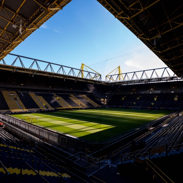 BVB_Fanb's tweet photo. ℹ Abfragen zu Wechsel-Angeboten für Stehplatz-Dauerkarteninhaber für die Saison 2026/27 gestartet.

Alle Infos hier 👇

https://t.co/YKfefD6K3M https://t.co/JKoTbtMt4D