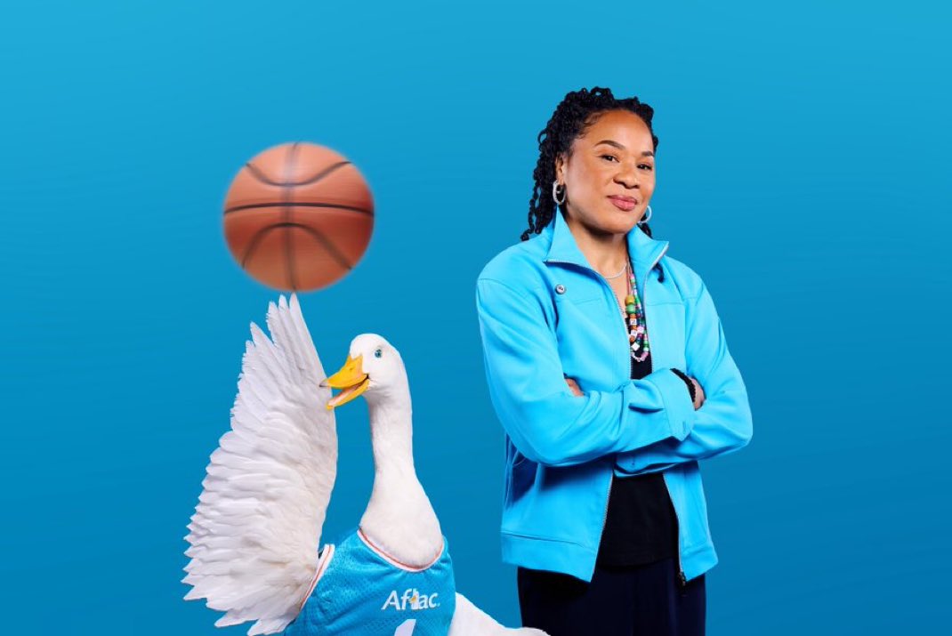 Aflac tweet media