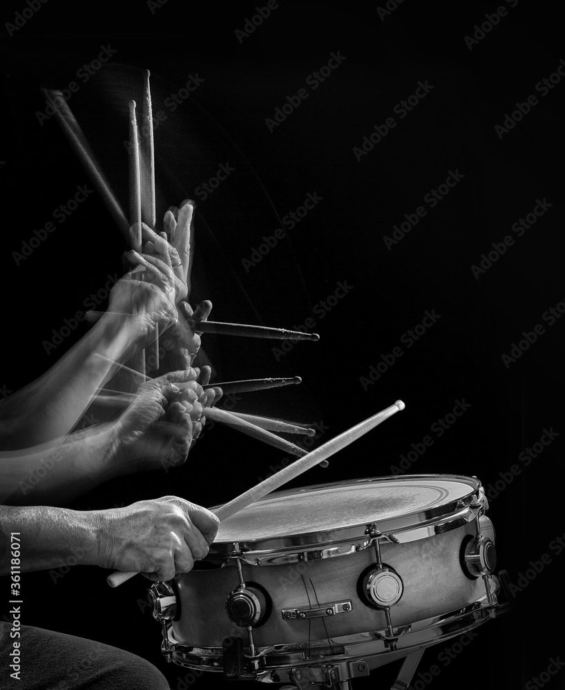 ashzashwash's tweet image. only unseen drummer 
beats the rhythm 
of the unheard music

#10wordspoet @10wordspoet #poetry #haiku rhythm