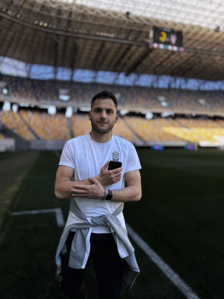 FC Zorya Luhansk tweet media