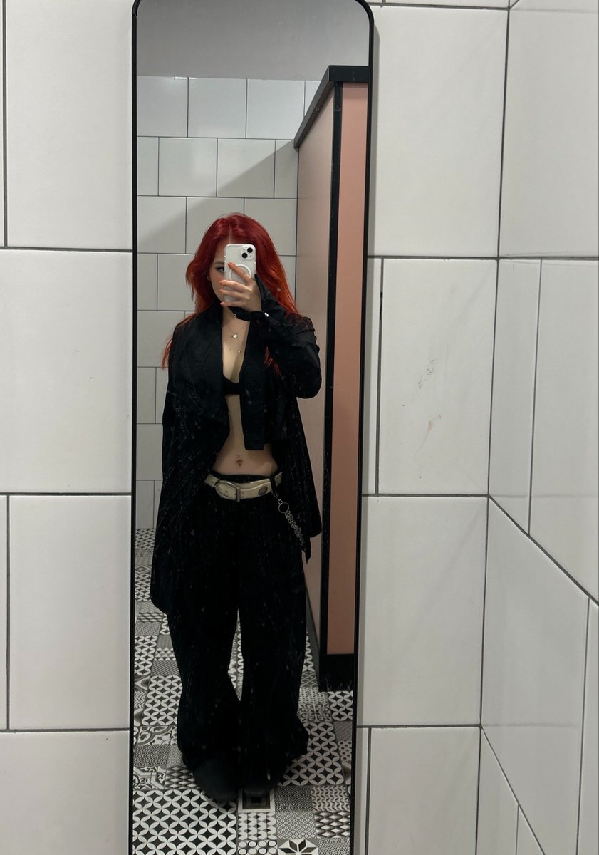 𝓇𝓎𝓃 ⋆ ˚。⋆୨୧˚ tweet media