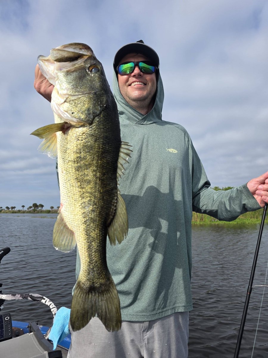 Bassonline's tweet image. 70th birthday + 8lb 2oz bass = unforgettable day on Headwaters Lake 🎣🔥
Headwaters Lake showing out with Capt. Bill Goudy Jr 🏆🎣

🔗Book your trip: ioutdoors.us/HSHRec
🌐Explore all trips: bassonline.com

#bassfishing
#headwaterslake
#happyclients
