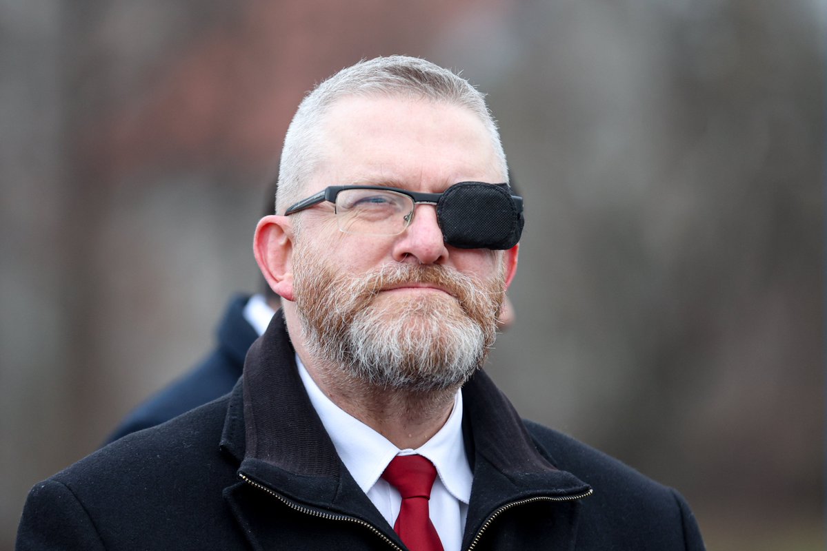 Burmistrz Wilna chciał zablokować zgromadzenie Konfederacji <a href="/KoronyPolskiej/">Konfederacja Korony Polskiej</a>.

Służby litewskie badały „zagrożenie".

I... nie znalazły żadnego.

Bo p. <a href="/GrzegorzBraun_/">Grzegorz Braun</a> głosi pokój, nie wojnę. Pamiętajcie o tym, kiedy bezczelni dziennikarze w Polsce będą insynuować inaczej.