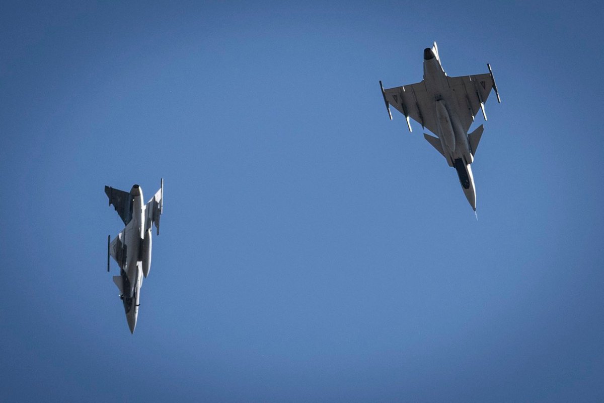 aag_th's tweet image. 🇭🇺🇸🇪AAG_th บันทึกประจำวัน: ฮังการีรับมอบเครื่องบินขับไล่ #Gripen C สวีเดนเพิ่ม 2เครื่องจาก 4เครื่องรวม 18เครื่อง
aagth1.blogspot.com/2026/05/gripen…
#Hungary #AirForce @NATOHungary #NATO #Sweden @ForsvarsdepSv @Saab #Aircraft