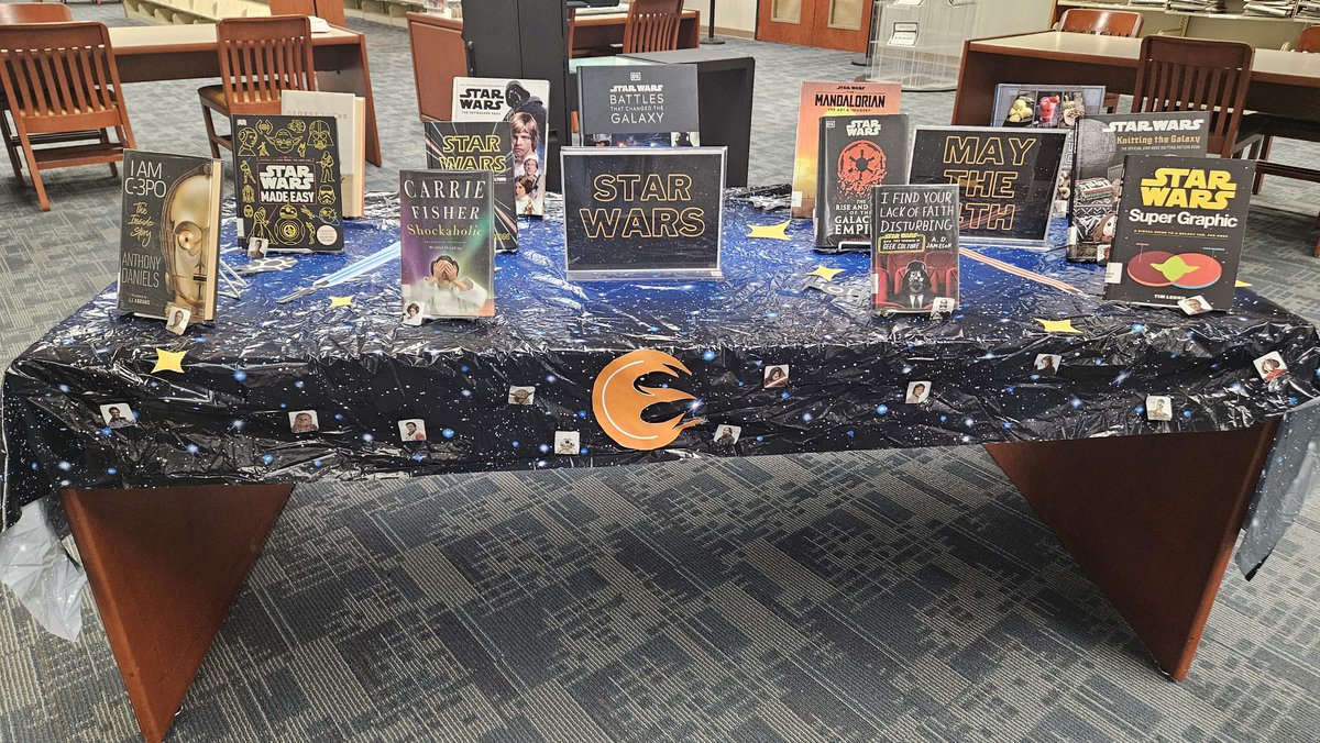 Charleston Library tweet media