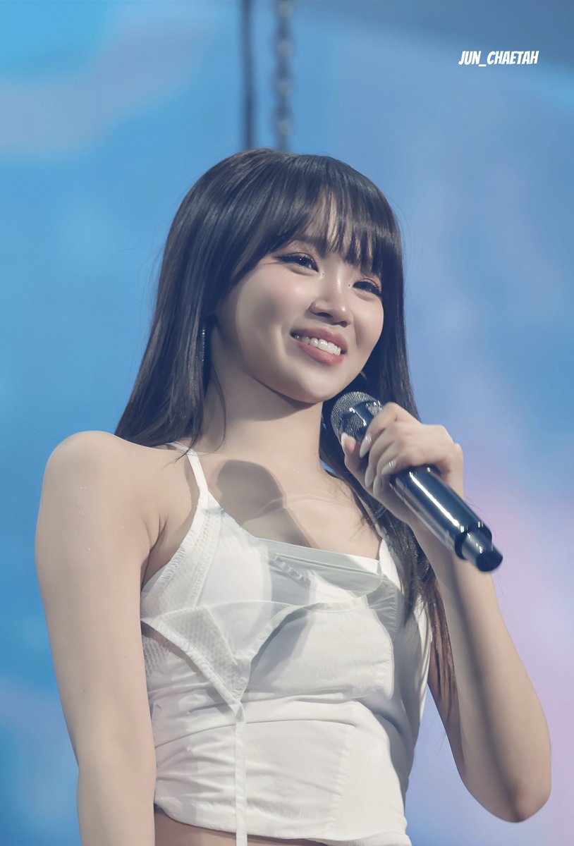 🐯😚🤍

260131- EASY CRAZY HOT ENCORE 
<a href="/le_sserafim/">LE SSERAFIM</a> 

#LE_SSERAFIM #르세라핌 #ルセラフィム
#KIMCHAEWON #CHAEWON #김채원 #채원 #チェウォン
#EASY_CRAZY_HOT #EASY_CRAZY_HOT_ENCORE #EASY_CRAZY_HOT_ENCORE_SEOUL