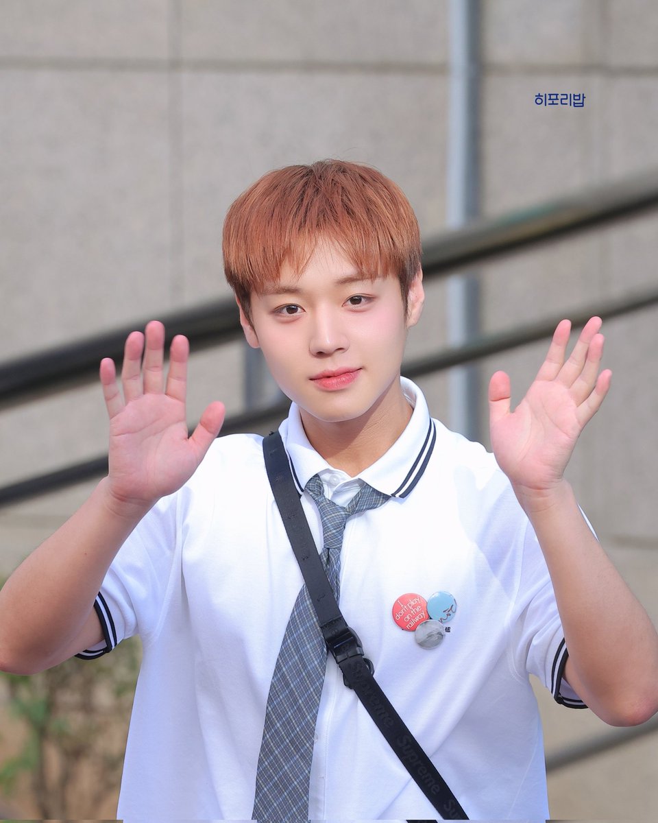 훈지의히포리밥👽🐰 tweet media