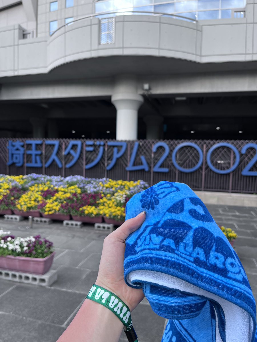 gaitouzero's tweet photo. VIVA LA ROCKぼっち参戦
生サスフォーやべー‼️
フェスの洗礼もありまして、体力が底をつきましたがめちゃくちゃ楽しかった♪ https://t.co/5XQ1Agh2UD