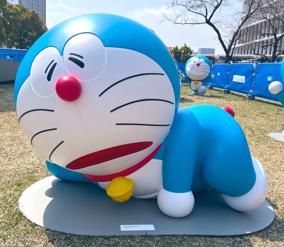 dora_omochi2's tweet photo. #あつまれ100ドラ東京
#100ドラ東京 
これは気怠そうなドラえもんシリーズ https://t.co/nivFwZYWgF