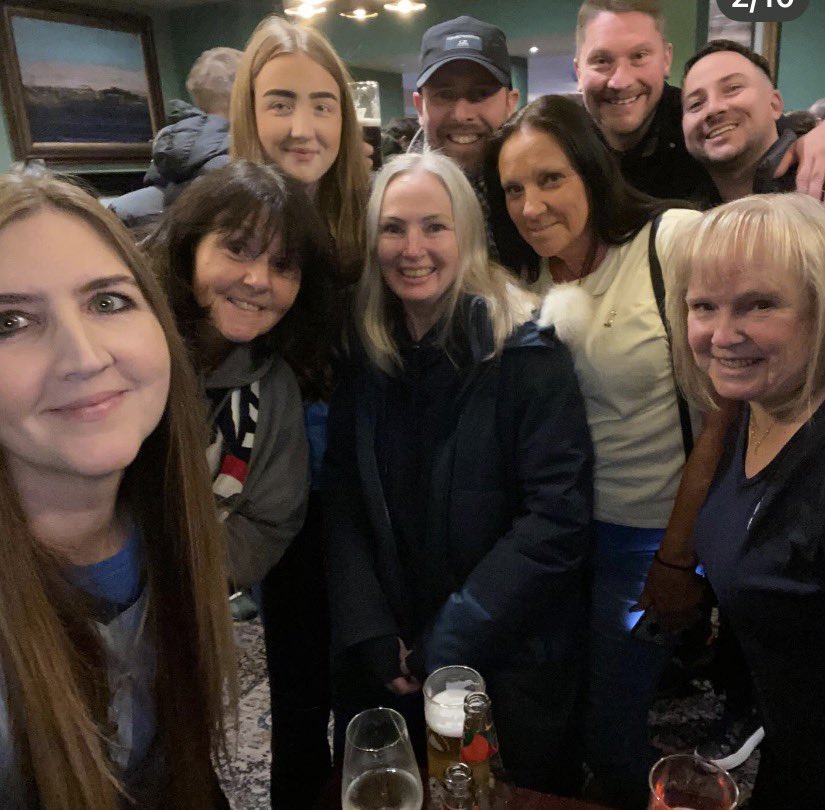 White Hart Liz tweet media
